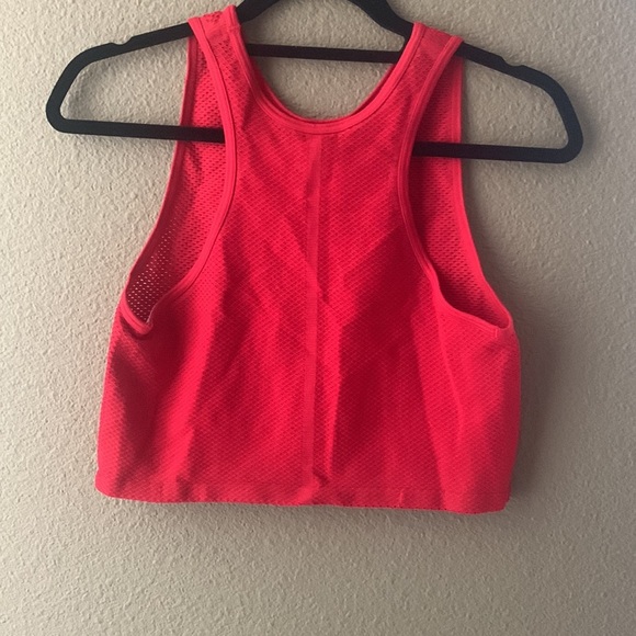 Nike dry fits top size medium - Picture 6 of 7